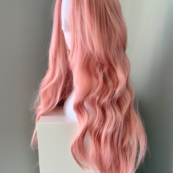 Long Baby Pink Body wave Wig - Picture 3 of 4